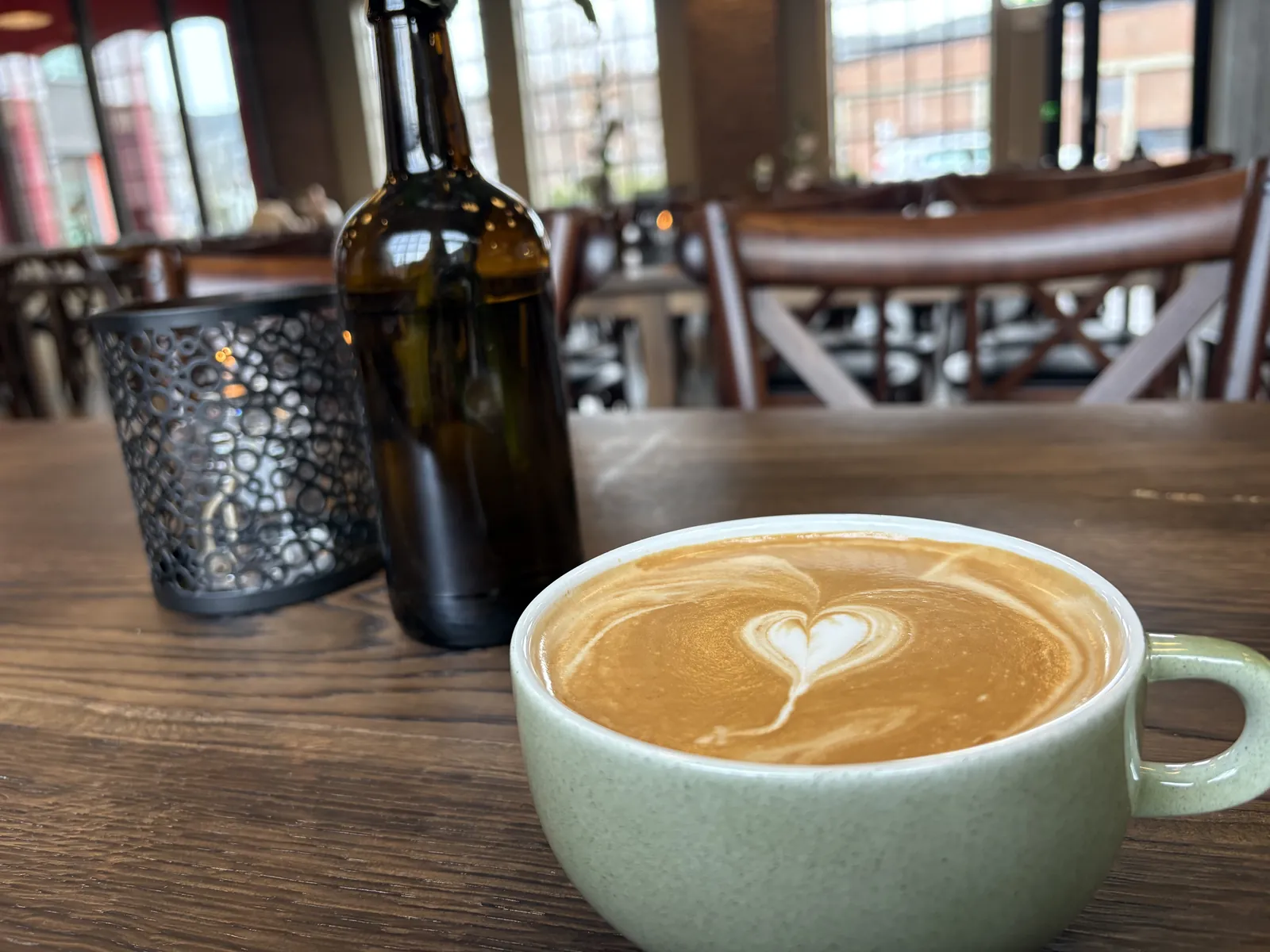 Latte med hjertemønster